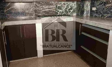 km 1 vía Samborondón, Alquiler Departamento 3 Dormitorios con baños, excelente, parqueo propio