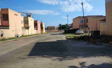 Se vende departamento en Fracc. Las gaviotas
