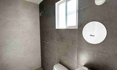 Se vende casa, excelente ubicación y fácil acceso, carrera Pachuca-Sahagún. Privada la Joya.