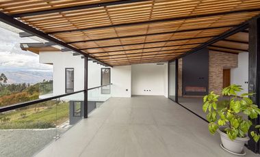 En venta casa en Azogues