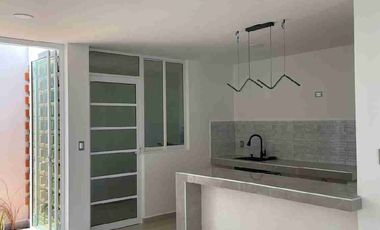 Se vende casa nueva, excelente distribución y acabados. Fracc. Los Tuzos, Mineral de la Reforma.