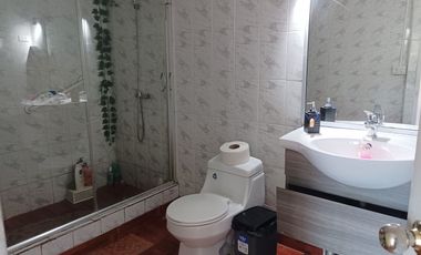 ✨ Gran Oportunidad en Villa Alemana – Propiedad Esquinera con Dos Roles y Potencial Comercial