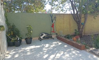 ✨ Gran Oportunidad en Villa Alemana – Propiedad Esquinera con Dos Roles y Potencial Comercial