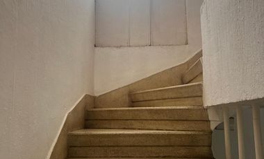 CENTRICA, COMODA Y UBICADA CASA DE 2 PLANTAS