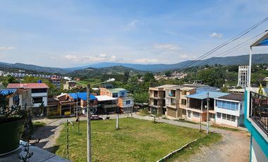 🏚 VENTA DE CASA EN MONIQUIRÁ – BOYACÁ CUENTA CON 4 APARTAMENTOS