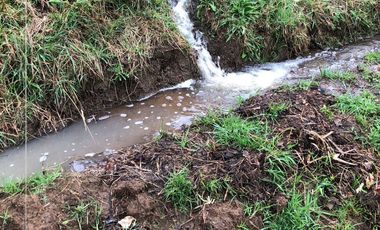 VENTA DE QUINTA EN NABON CON VERTIENTE DE AGUA