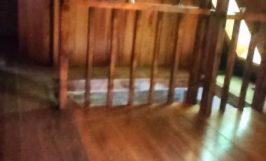 VENTA CASA -CABAÑA, ZONA BOSQUE,5 RECAMARAS, COLINDA C. RIO, HUACHINAGO. PUE.