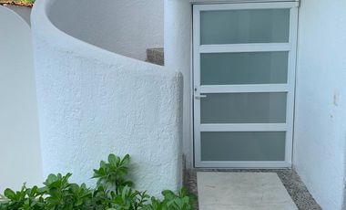 HERMOSA VILLA EN ACAPULCO CON UNA HERMOSA VISTA A LA BAHIA