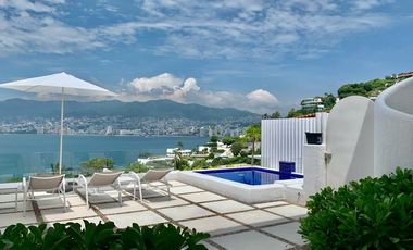 HERMOSA VILLA EN ACAPULCO CON UNA HERMOSA VISTA A LA BAHIA