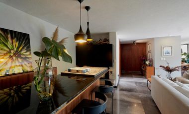 Casa en Venta, Col. Lomas de Tecamachalco. Naucalpan, Estado de México