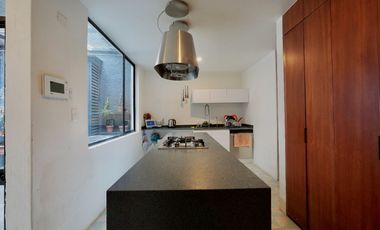 Casa en Venta, Col. Lomas de Tecamachalco. Naucalpan, Estado de México