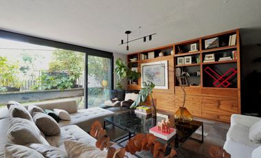 Casa en Venta, Col. Lomas de Tecamachalco. Naucalpan, Estado de México