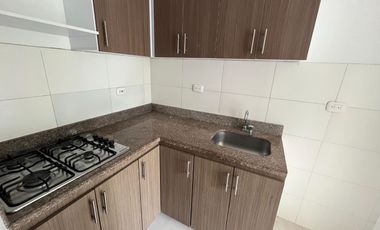 Apartamento en arriendo de 2 alcobas para estrenar en Lago Alto