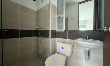 Apartamento en arriendo de 2 alcobas para estrenar en Lago Alto