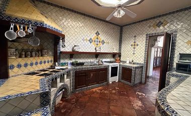 CASA RESIDENCIAL EN VENTA TEMIXCO MORELOS