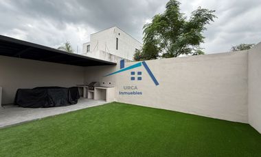 Casa en Venta en Amorada Residencial en Carretera Nacional