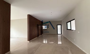 Casa en Venta en Bosques de las Misiones, en Carretera Nacional