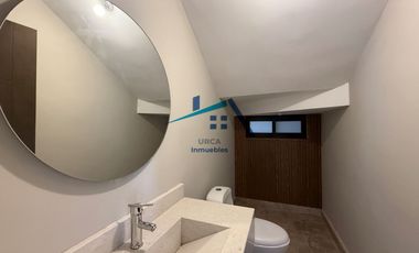 Casa en Venta en Bosques de las Misiones, en Carretera Nacional