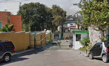 Casa en venta en Lomas de Cuernavaca a precio de REMATE, ¡Compra directa con el banco, no se aceptan créditos!