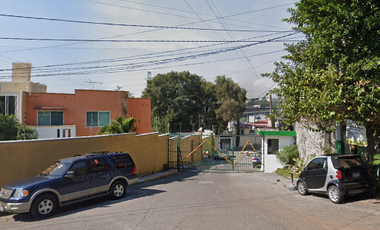 Casa en venta en Lomas de Cuernavaca a precio de REMATE, ¡Compra directa con el banco, no se aceptan créditos!