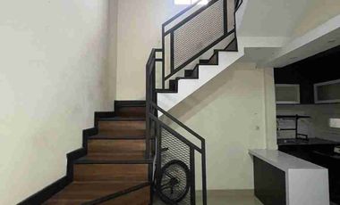 Rumah Di Kontrakan 2 Lantai di Tanah baru beji depok