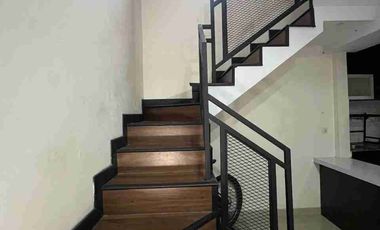 Rumah Di Kontrakan 2 Lantai di Tanah baru beji depok