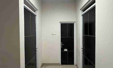 Rumah Di Kontrakan 2 Lantai di Tanah baru beji depok