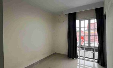 Rumah Di Kontrakan 2 Lantai di Tanah baru beji depok