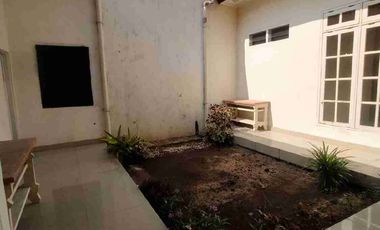 Rumah sewa besar, Pondok Tjandra cluster Durian, Sidoarjo, Rungkut,Surabaya, dekat Tropodo