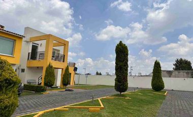 EN FRACCIONAMIENTO CON AMENIDADES, SALIDA RAPIDO A CDMX