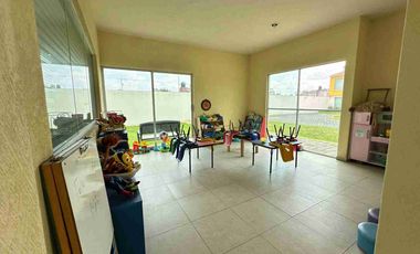 EN FRACCIONAMIENTO CON AMENIDADES, SALIDA RAPIDO A CDMX