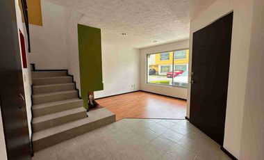 EN FRACCIONAMIENTO CON AMENIDADES, SALIDA RAPIDO A CDMX