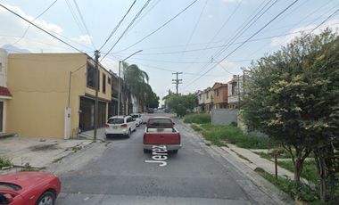 CASA EN REMATE BANCARIO MOLINO DEL REY, GUADALUPE, N.L.