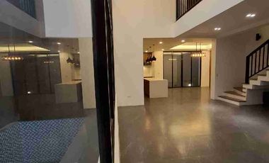 Brand New Elegant House with Dip Pool For Sale in Greenwoods Pasig-Cainta Village