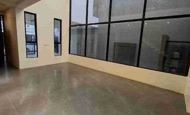 Brand New Elegant House with Dip Pool For Sale in Greenwoods Pasig-Cainta Village