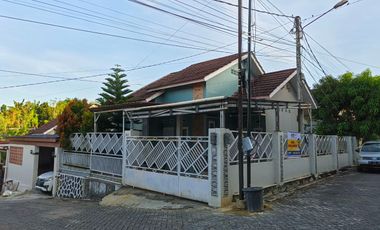 Rumah Bagus dan Terawat Dijual dengan Semua Perabot didalamnya