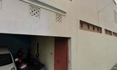 Rumah 2 lantai solo punggawan