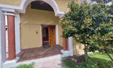 vendo casa en conjunto de 3 casas sector Armenia excelente inversión