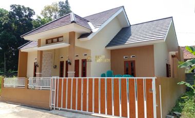 RUMAH MURAH NEGO SIAP HUNI DEKAT PUSKESMAS SEYEGAN SLEMAN