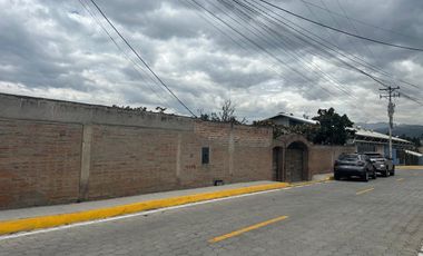 Vendo 3100 m² de Terreno en Pifo, Cerca de Via Principal