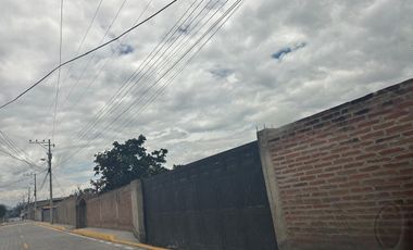 Vendo 3100 m² de Terreno en Pifo, Cerca de Via Principal