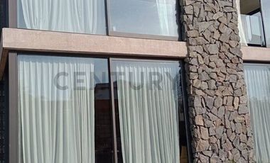 Vendo local comercial en el centro comercial de Aldea