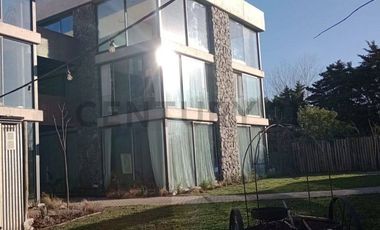 Vendo local comercial en el centro comercial de Aldea