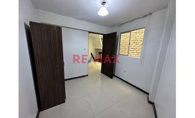 🏡 Casa En Venta En Esquina Frente A Parque San Miguel -Pisco-Ica