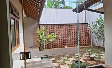 TURUN HARGA DIJUAL RUMAH SIAP HUNI BERLOKASI DI GRIYA LOKA BSD