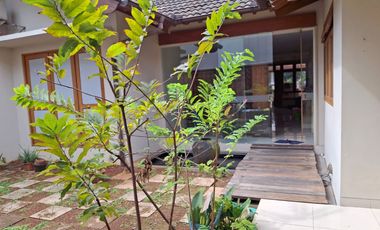 TURUN HARGA DIJUAL RUMAH SIAP HUNI BERLOKASI DI GRIYA LOKA BSD