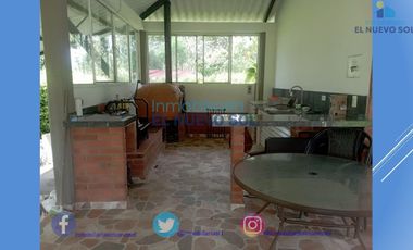 ¡¡HERMOSA CASA CAMPESTRE EN VENTA CON ACABADOS DE LUJO Y MUY CERCA AL PUEBLO DE RESTREPO!!META