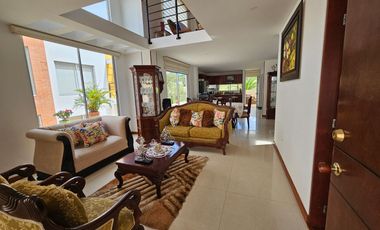 📌SE VENDE CASA DE DOS PISOS EN CONDOMINIO DE MONIQUIRÁ BOYACÁ