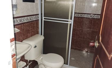 SE ARRIENDA CASA IDEAL PARA ESTABLECIMIENTO COMERCIAL Y VIVIENDA