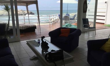 CASA DE PLAYA EN PRIMERA FILA- LOBOS